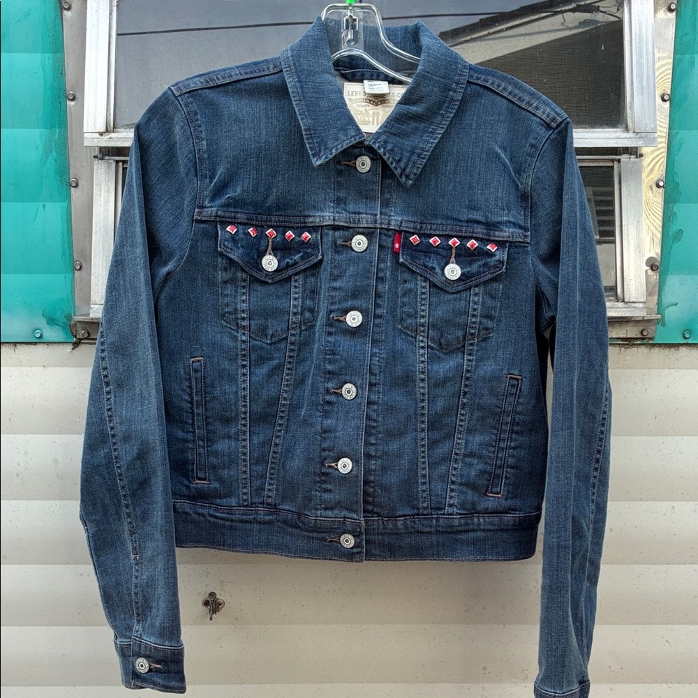 Levi's Women's Dark Blue Denim Jacket with Red Accents
This is a beauty.